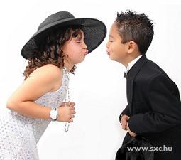 Best Gifts for Kids - The Dress-up Trunk Best Gifts for Kids - The Dress-up Trunk